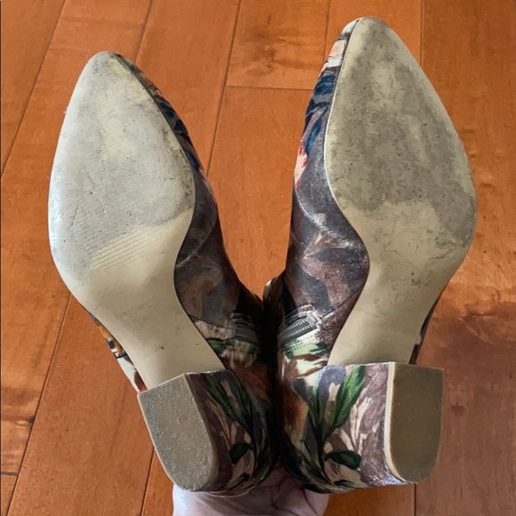 Nine West Savitra Velvet Taupe Booties - Picture 5 of 12